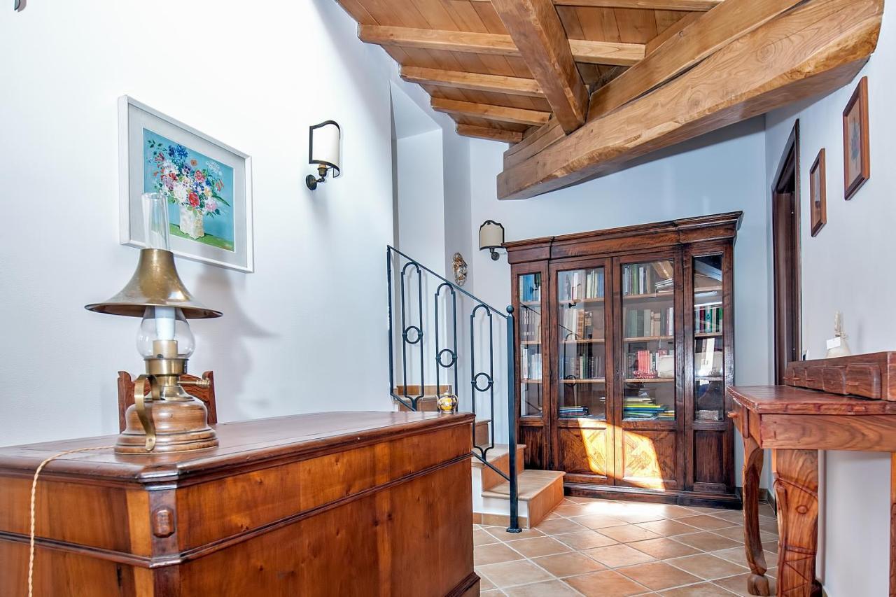 B&B Bone Novelle Dimora Storica Palazzo Zuzi LʼAquila Exterior foto